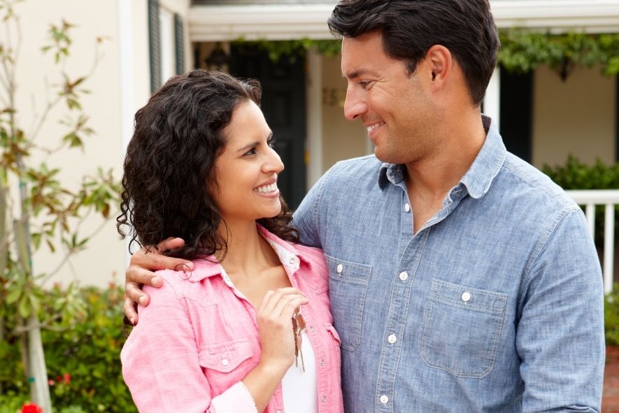 couple with house keys